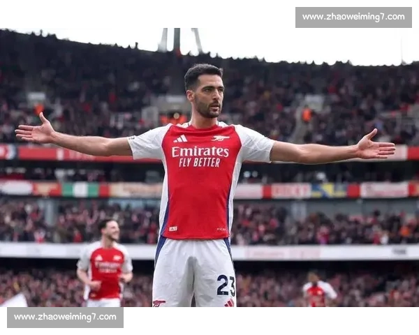 英超赛场今日重燃战火阿森纳领先优势缩水曼联主帅当月最佳成为焦点 英超赛场今日重燃战火阿森纳领先优势缩水曼联主帅当月最佳成为焦点